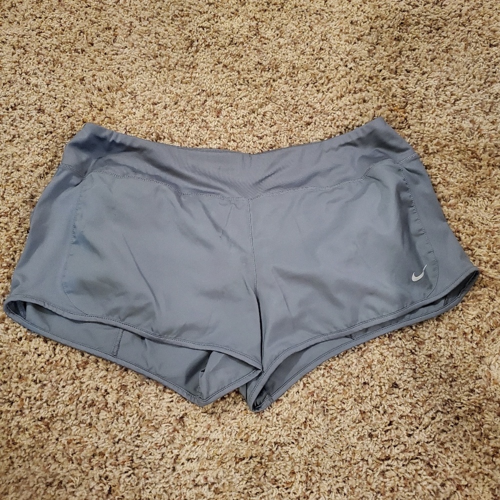 Nike Dry Fit Active Shorts - XL